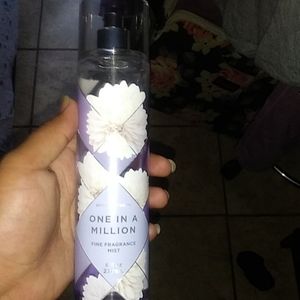 Bath&body works| body spray